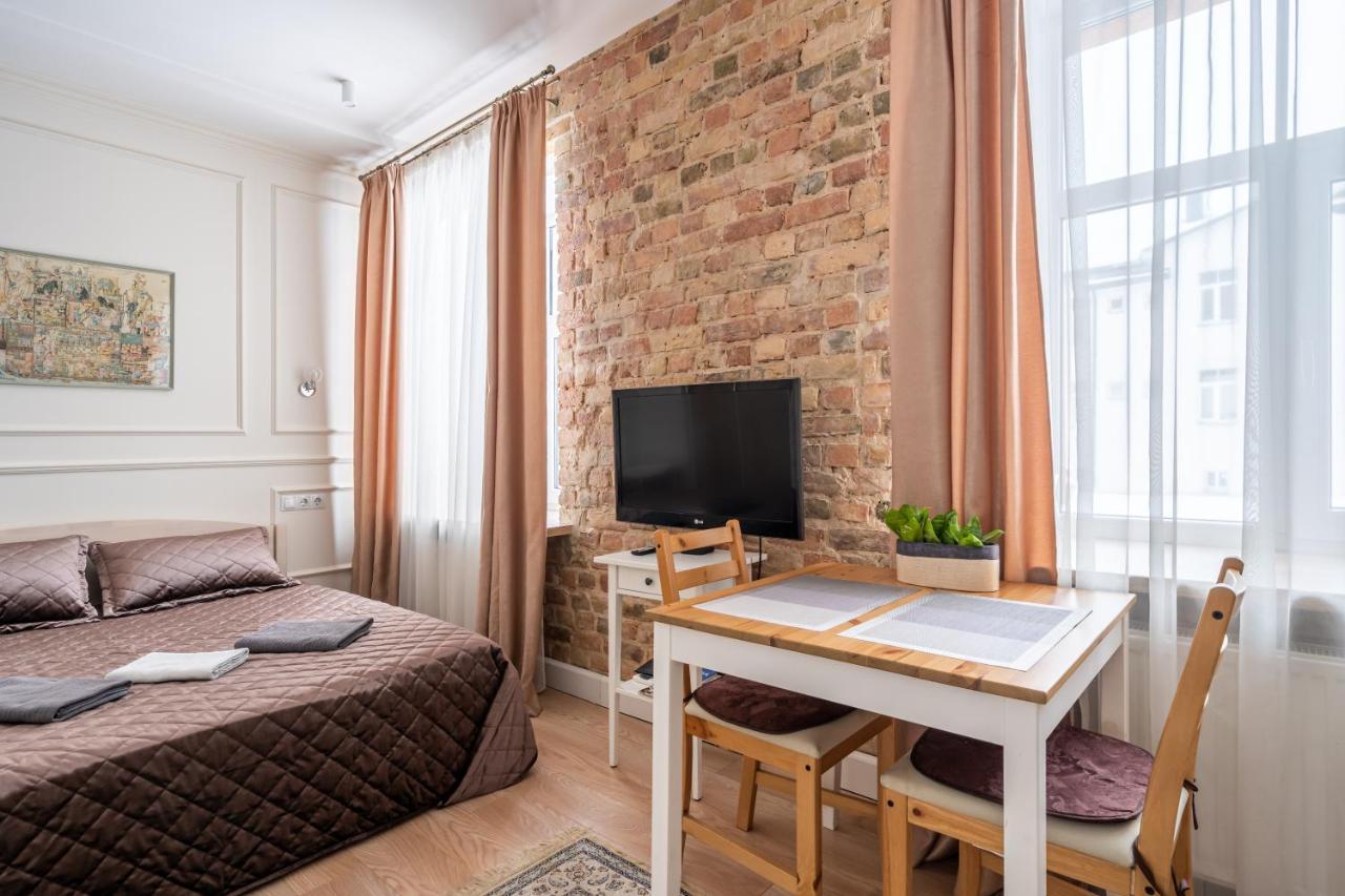 Stylish Studio Close To City Center, Cafes & Parks & Local Dining Riga Kültér fotó